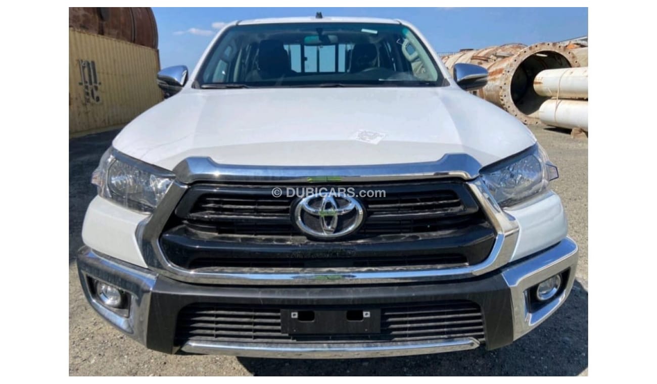 Toyota Hilux MID OPTIONS 2.4L DIESEL A/T 4WD