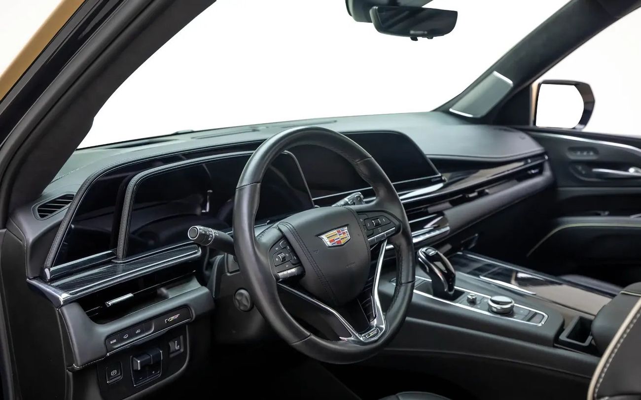 Cadillac Escalade Escalade-V 6.2L - GCC Spec - With Warranty and Service Contract