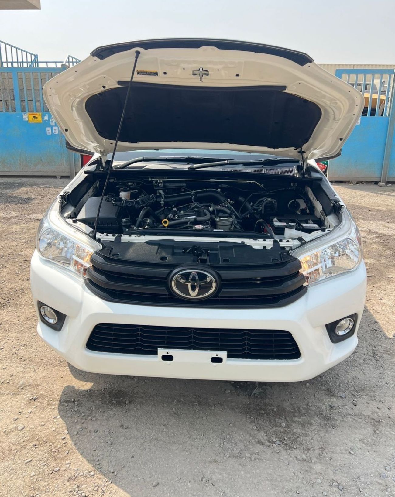 تويوتا هيلوكس HILUX ,REVO ,SINGLE CAB ,PETROL ,2.7 LITER ,RIGHT HAND DRIVE ,AUTOMATIC  ,2WD