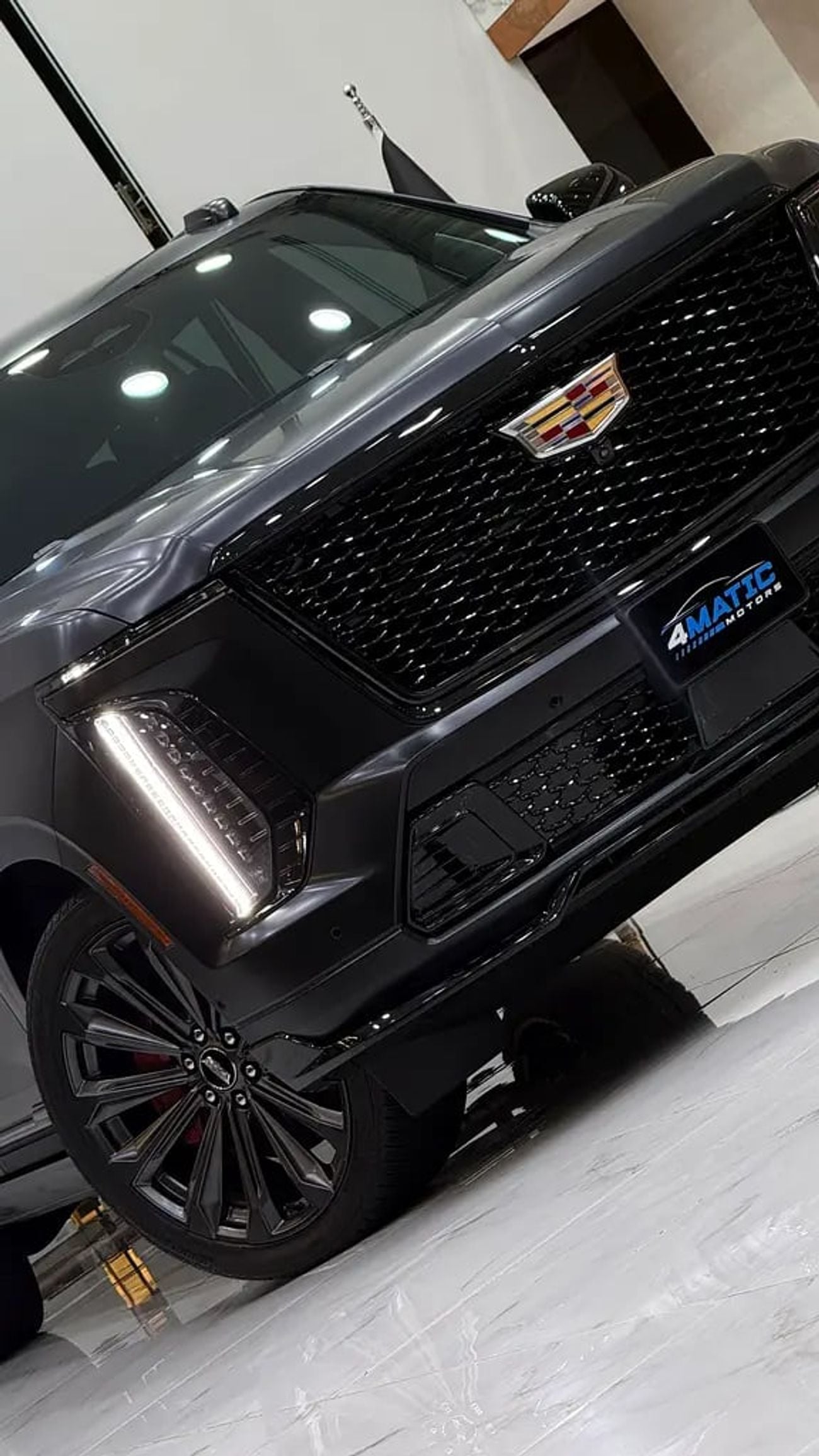 كاديلاك إسكالاد V SERIES