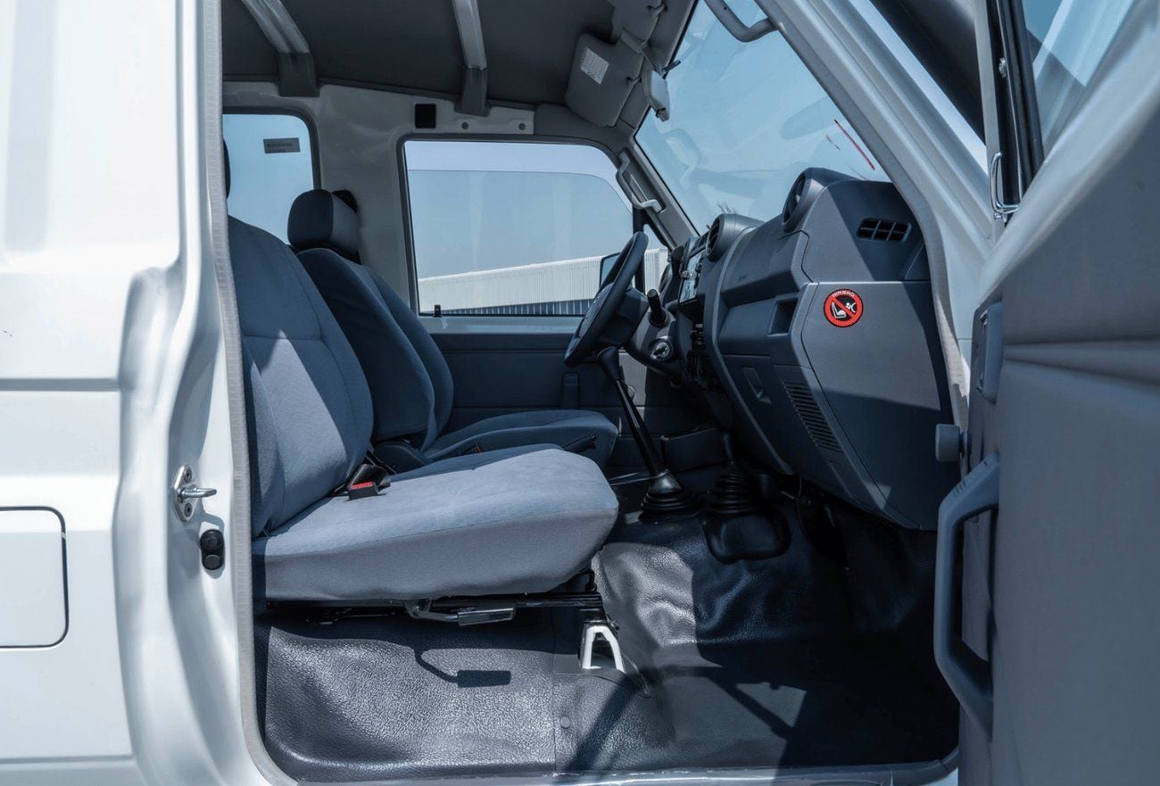 Toyota Land Cruiser 70 TLC78 MT ECTP2M018 –2026 Toyota LC78 3 Doors Hardtop - 4.2L Diesel Manual - Std - White