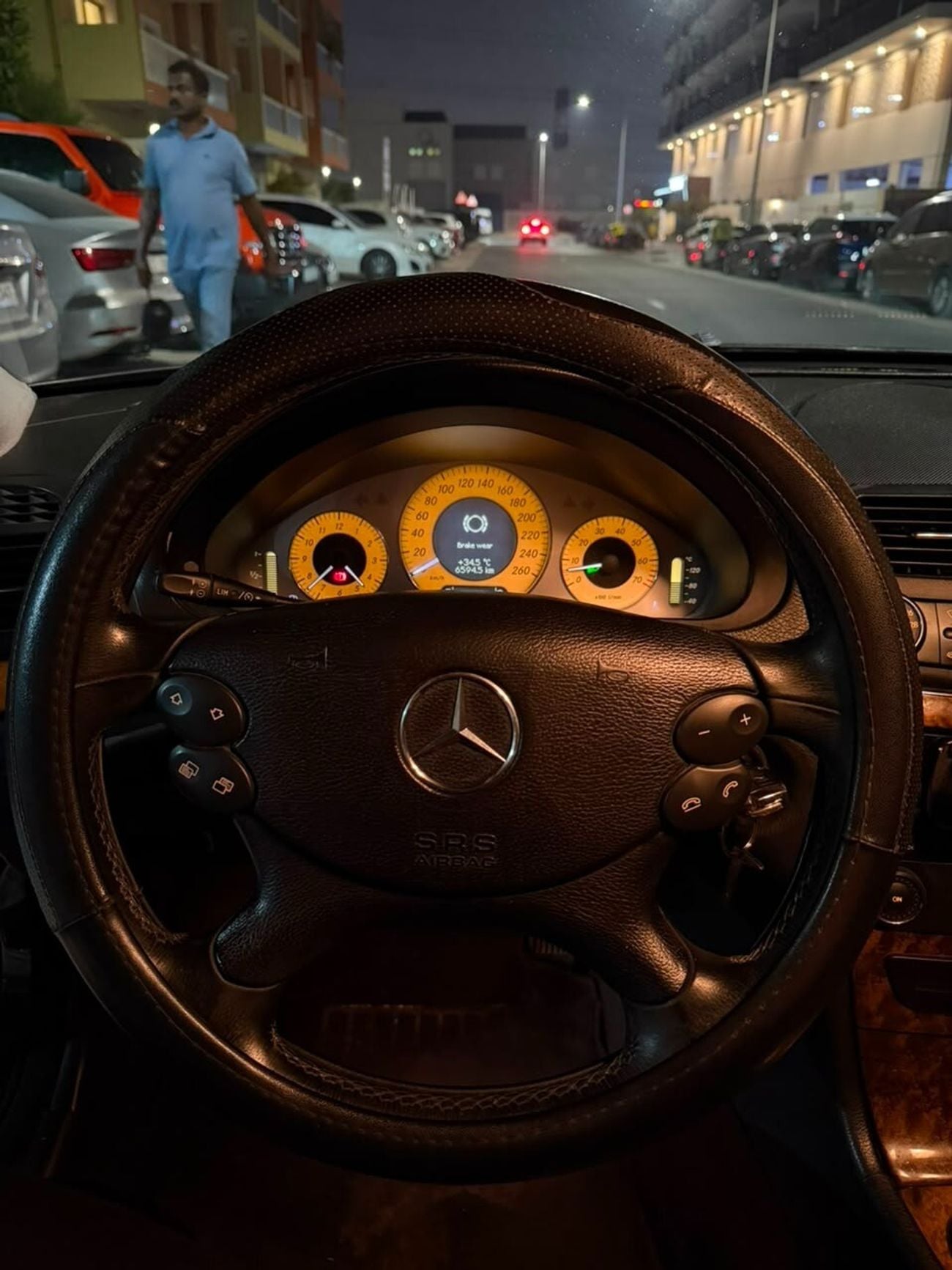 مرسيدس بنز E 280 STANDARD
