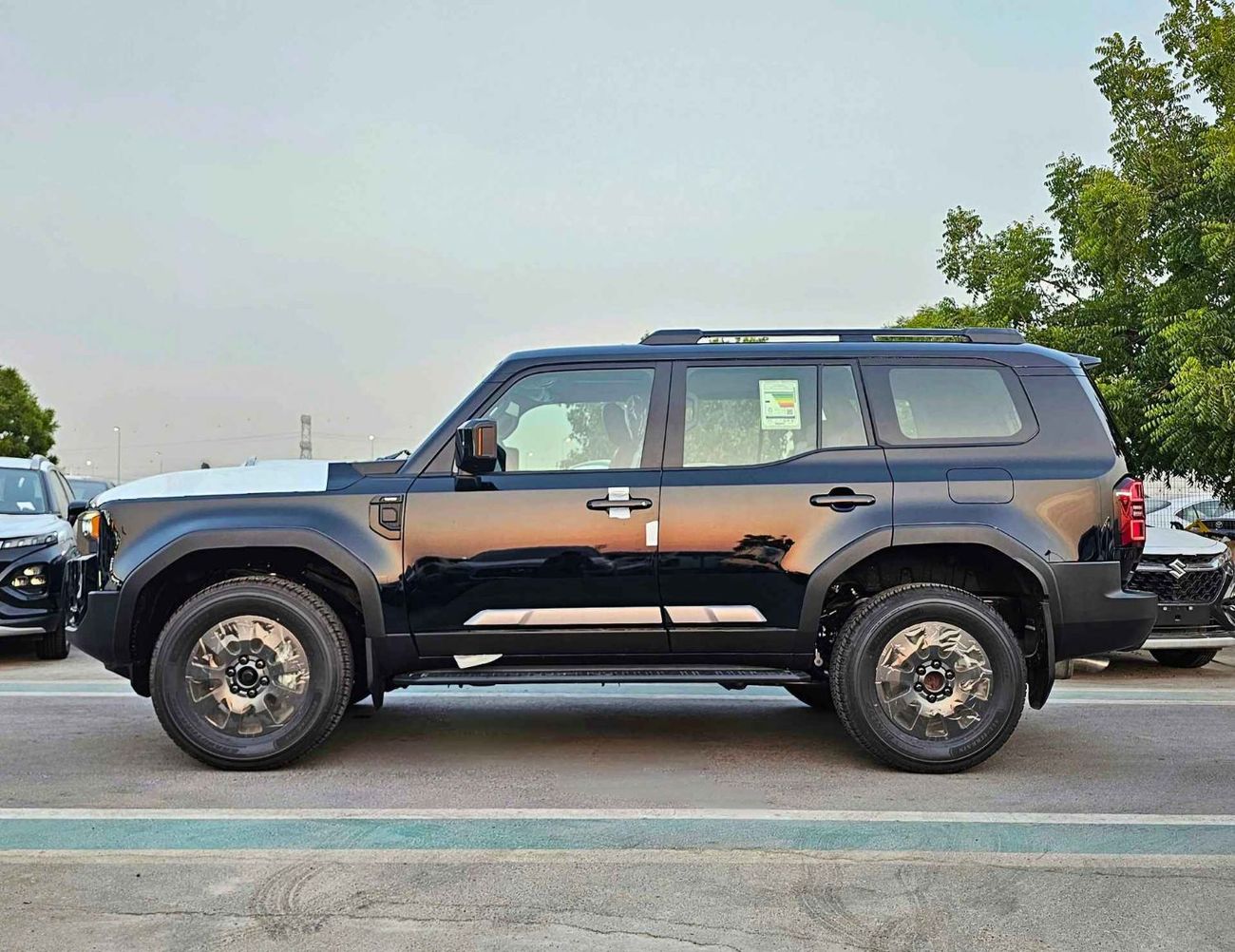 تويوتا برادو ADVENTURE TURBO/2.4L V4 PETROL/FULL OPTION/POWER SEATS/CODE#PR24S1