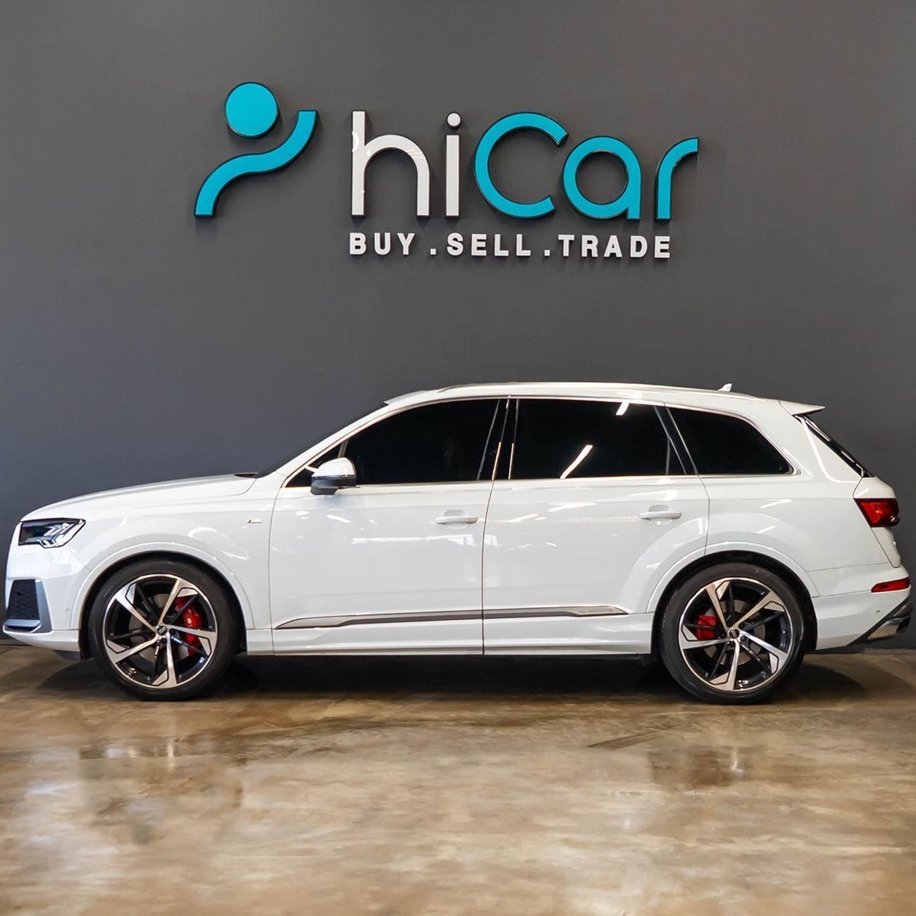 Audi Q7 55 TFSI quattro S-Line 3.0L AED  2,299 P.M • 0% Downpayment • Audi Q7 55 TFSI quattro S-Line • 1 Yea