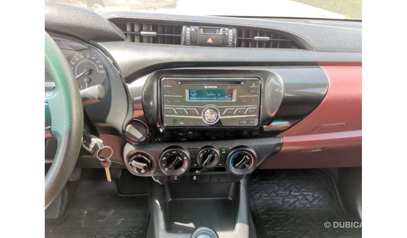 تويوتا هيلوكس 2019 Toyota Hilux 2.4L DSL | Double Cab MT | 78,738 KMS - Superb Condition + 6 Seats + Bedliner