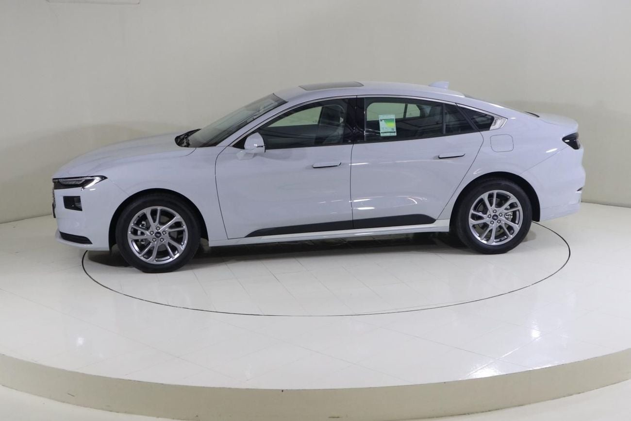 Ford Taurus Ambiente TPC1224N / FREE Insurance + Registration / AL TAYER MOTORS / AL QOUZ SHOWROOM