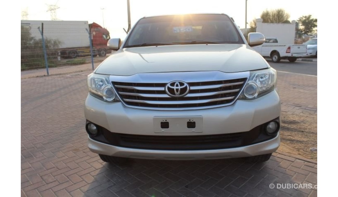 تويوتا فورتونر TOYOTA FORTUNER SR5