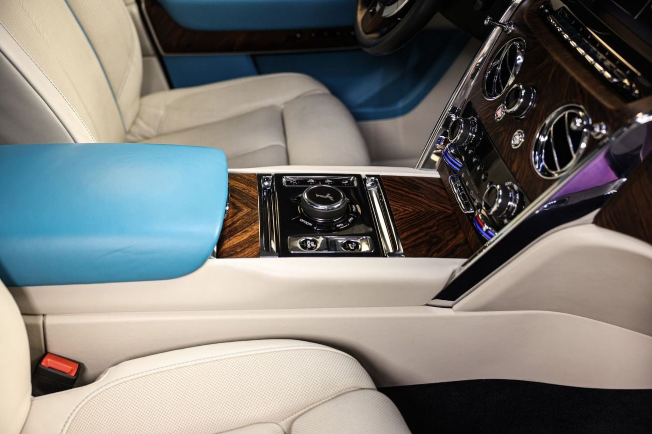 Rolls Royce Cullinan BLACK BADGE