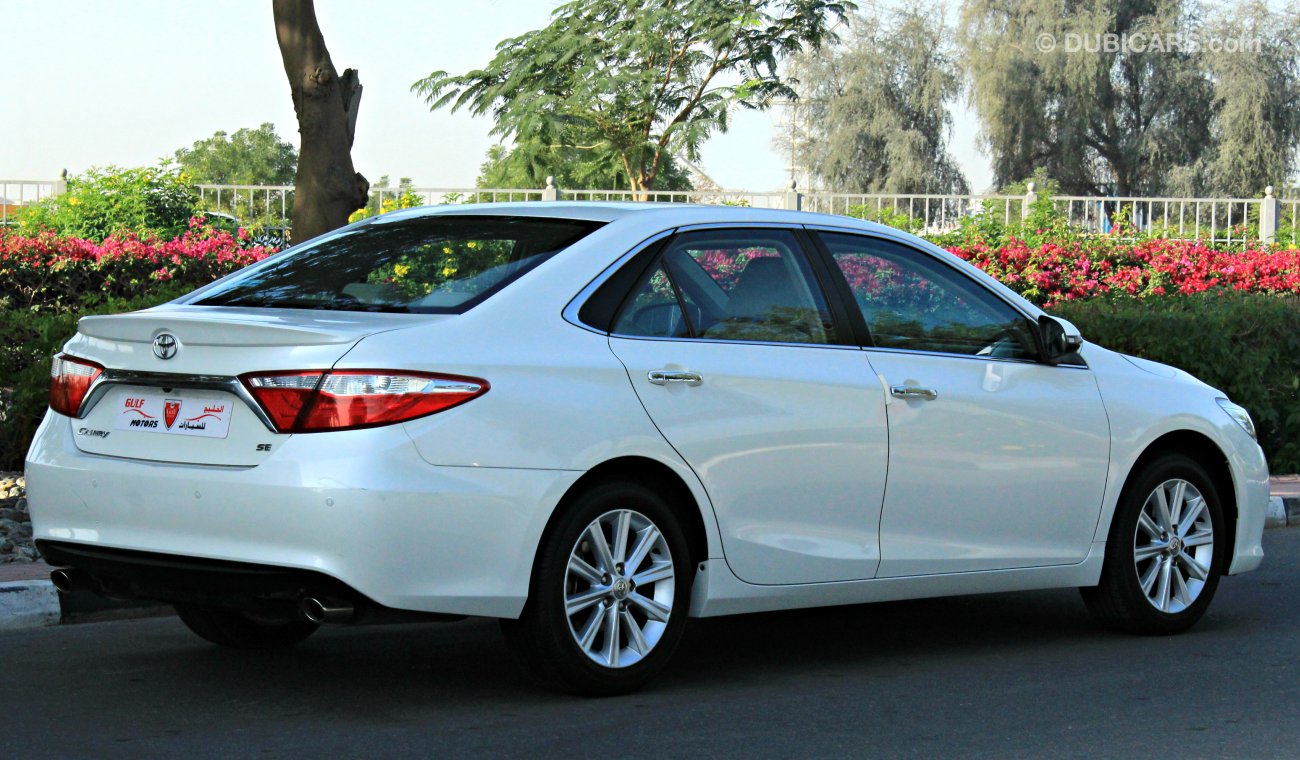 Toyota Camry SE - EXCELLENT CONDITION - ONLY 25000KM DRIVEN