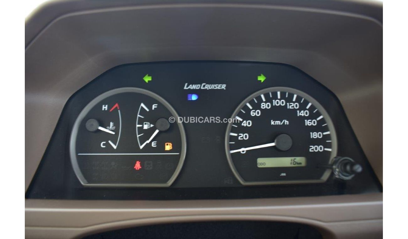 Toyota Land Cruiser 70 71 Hardtop Short Wheel Base DLX V6 4.0l Petrol Manual Transmission