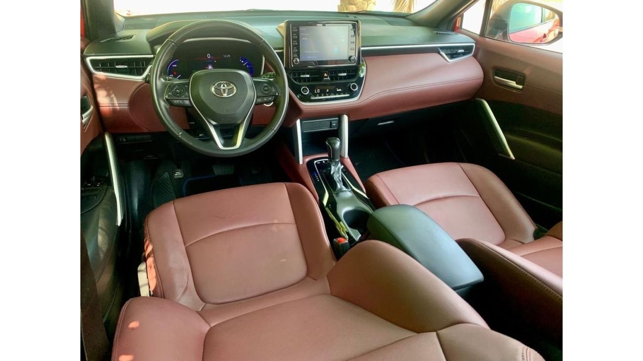 تويوتا كورولا كروس Corolla Cross 1.8L 2021 GCC (Hybrid) Full option