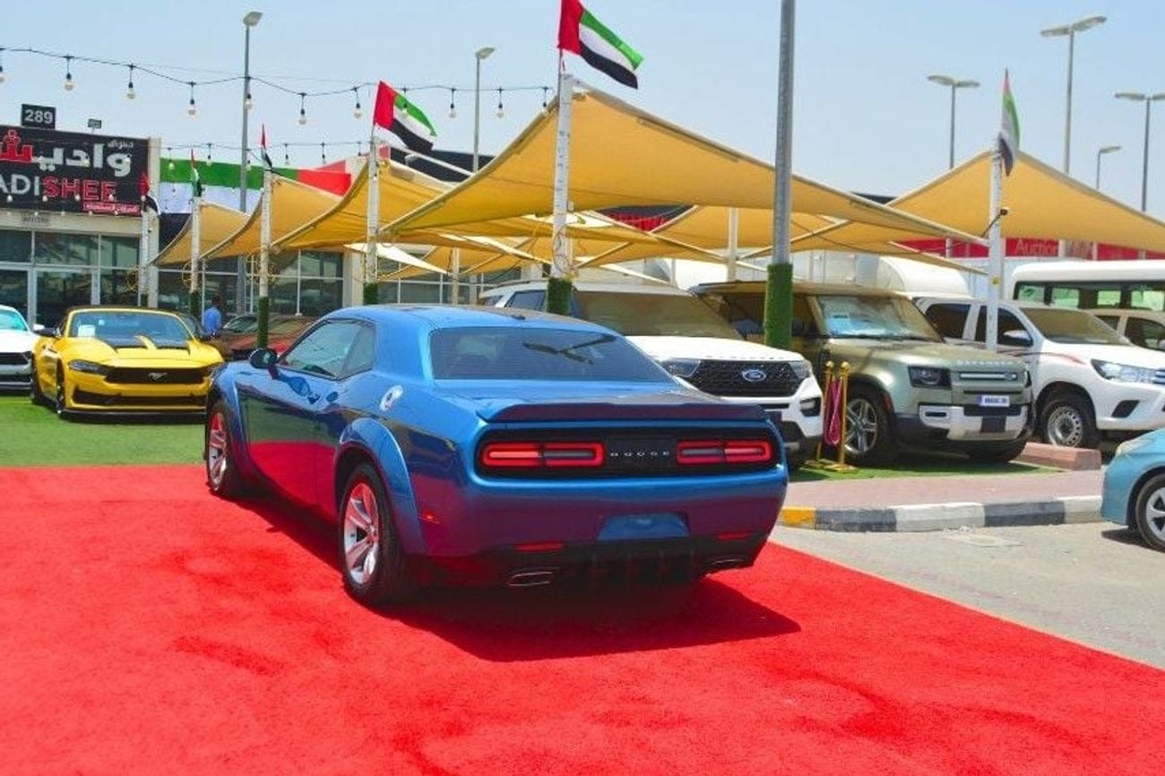 Dodge Challenger SXT