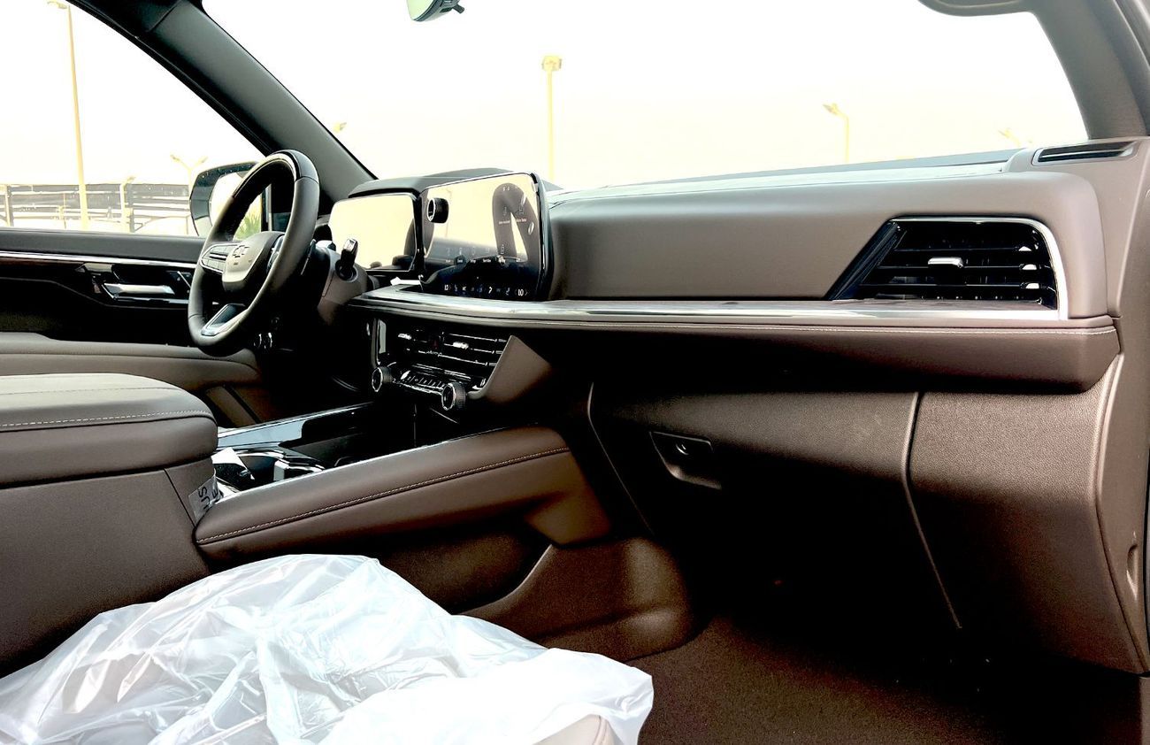 Chevrolet Tahoe Z71 2025 2.7 | V4 (Export Only)