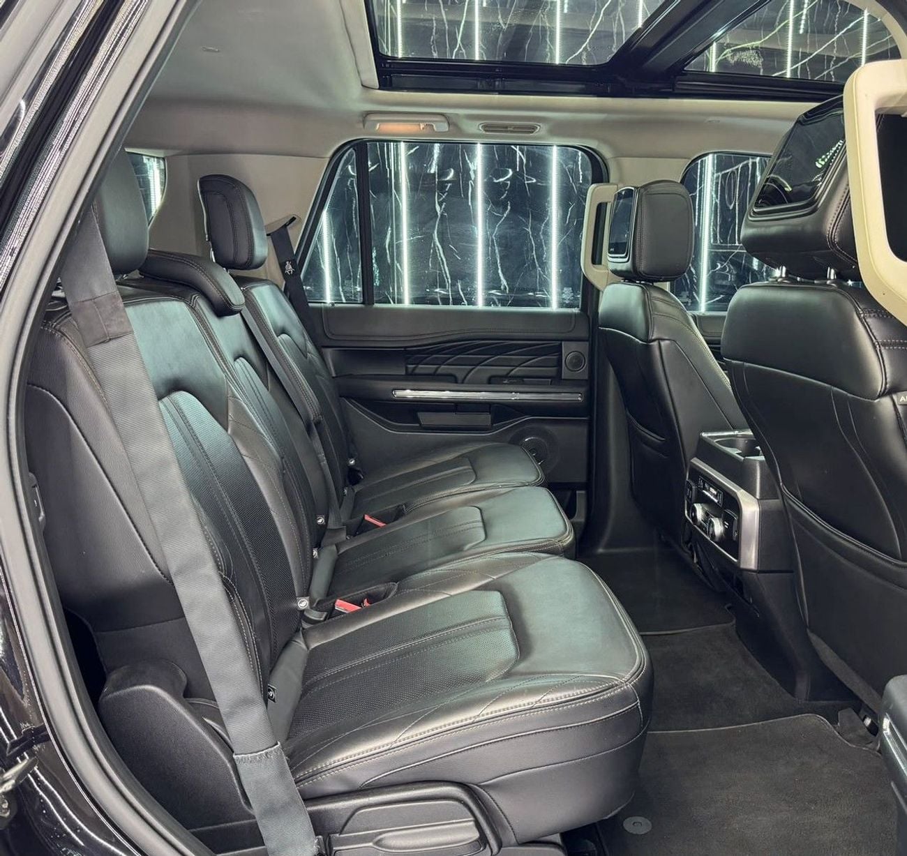 Ford Expedition PLATINUM