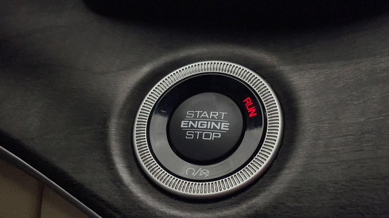 جيب جراند شيروكي LIMITED 3.6 | بدون دفعة مقدمة | اختبار القيادة في المنزل