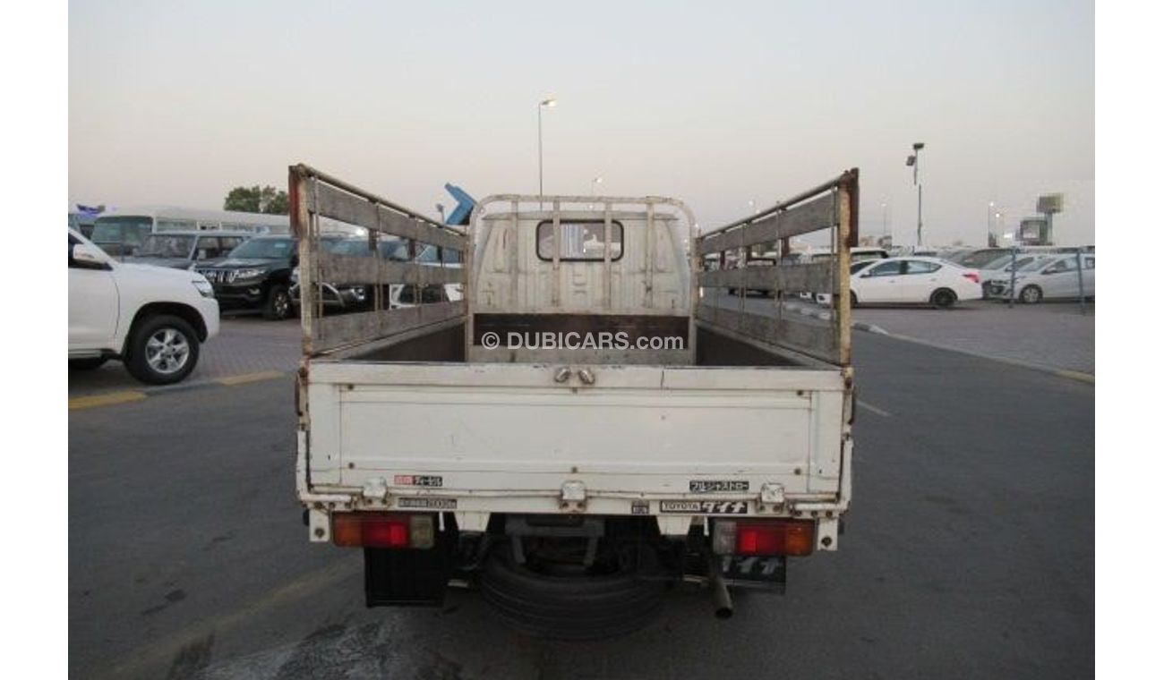 Toyota Dyna TOYOTA DYNA TRUCK RIGHT HAND DRIVE (PM1114)