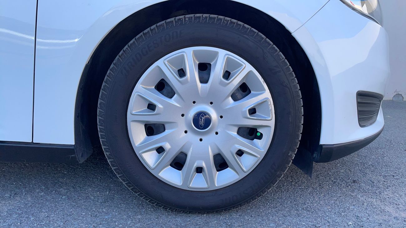 Ford Focus AMBIENTE 1.5 | Zero Down Payment | Free Home Test Drive