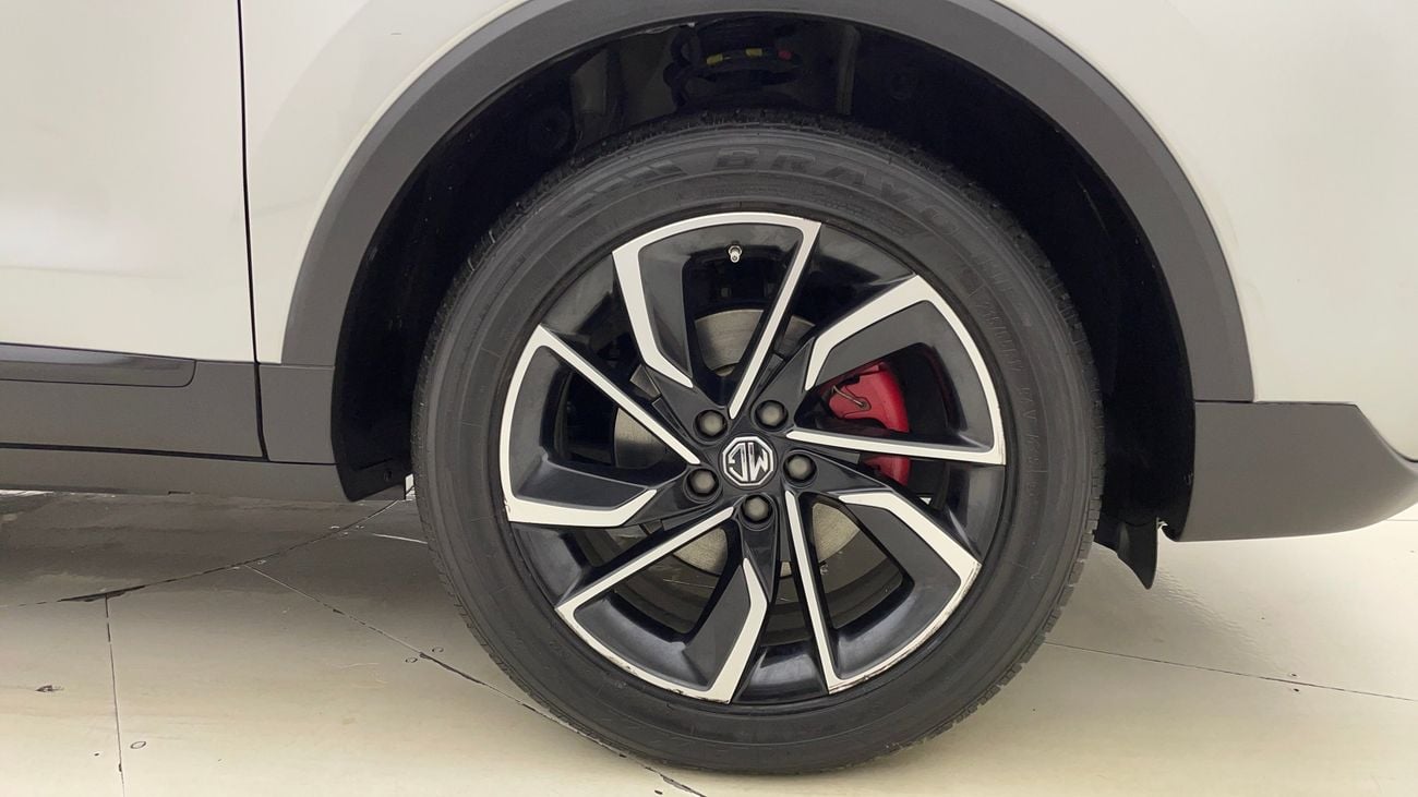 أم جي ZS LUXURY TROPHY 1.3 | بدون دفعة مقدمة | اختبار القيادة في المنزل