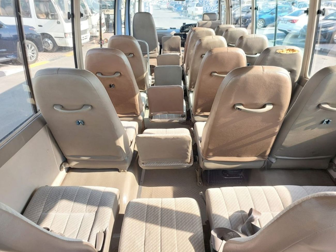 Toyota Coaster TOYOTA COASTER BUS RHD 1998 MODEL 4.2 L DIESEL AUTOMATIC(PM02737)