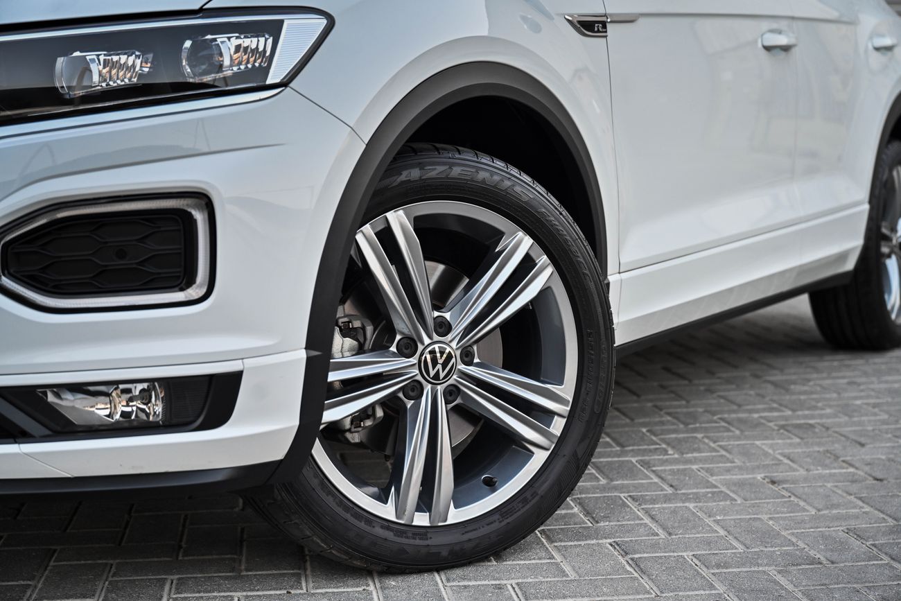 Used Volkswagen T-ROC R-Line | 2,348 P.M | 0% Downpayment | Amazing ...