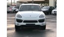 Porsche Cayenne PORSCHE CAYANNE S MODEL 2013 GCC car prefect condition full option panoramic roof leather seats back