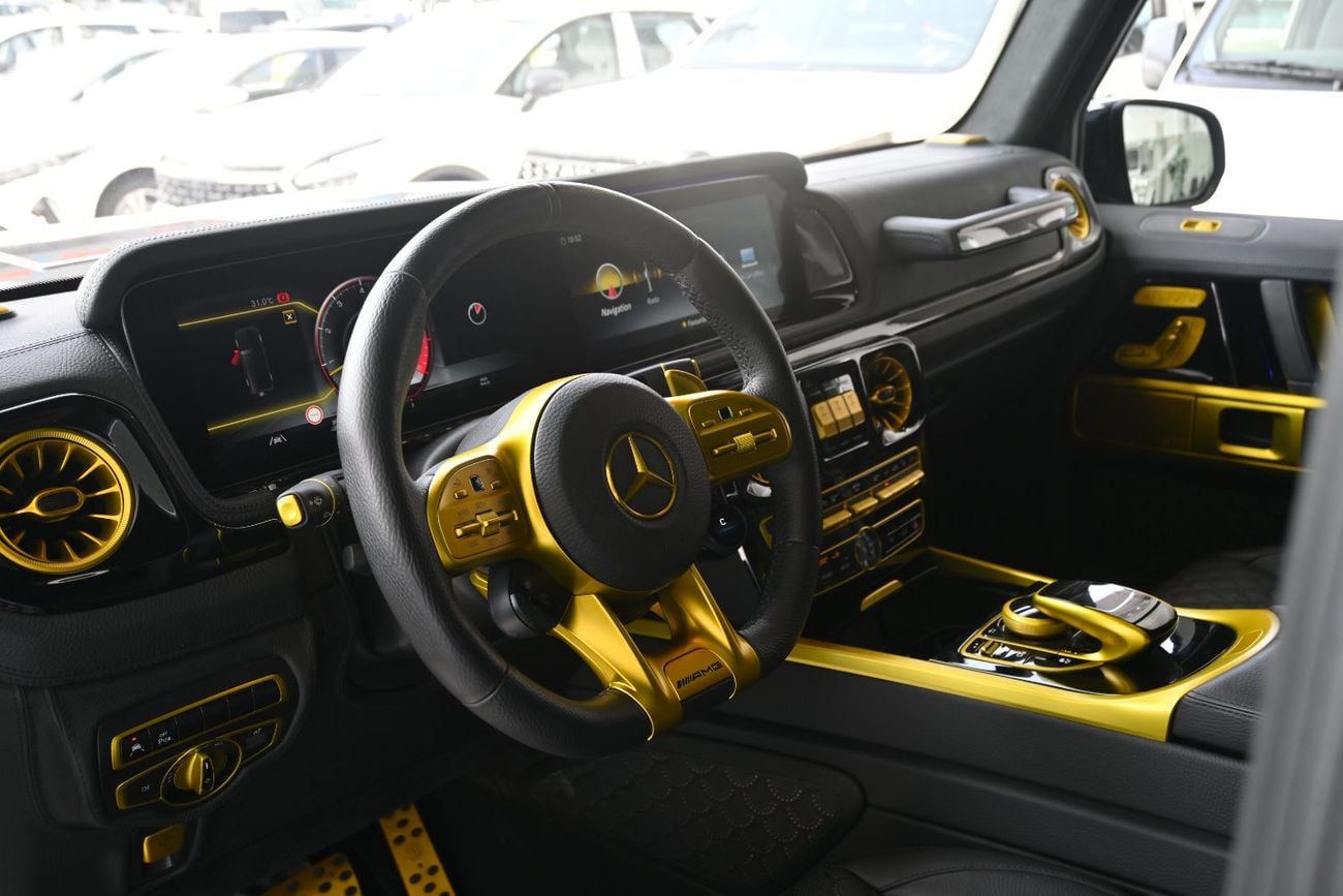 BRABUS G 800 Widestar - Mercedes-AMG G 63 Mercedes Original Brabus G800 4.0-litre V8 Bi-Turbo, Model 2024 Color Silver