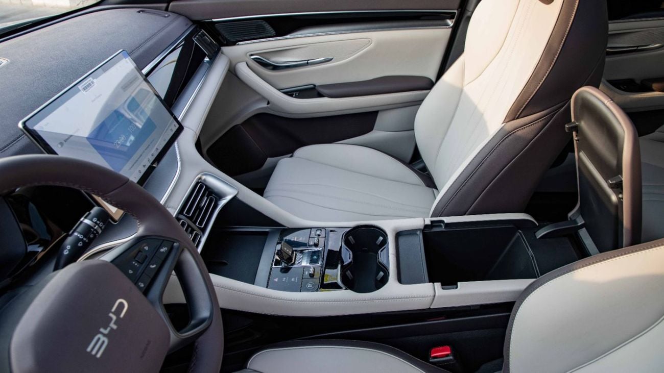 بي واي دي سونغ بلس EV 520KM LUXURY EDITION | 2025 | Ready Stock Limited QTY | For Local