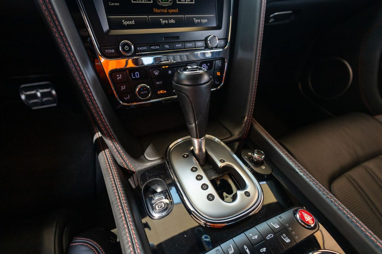 بنتلي كونتيننتال جي تي