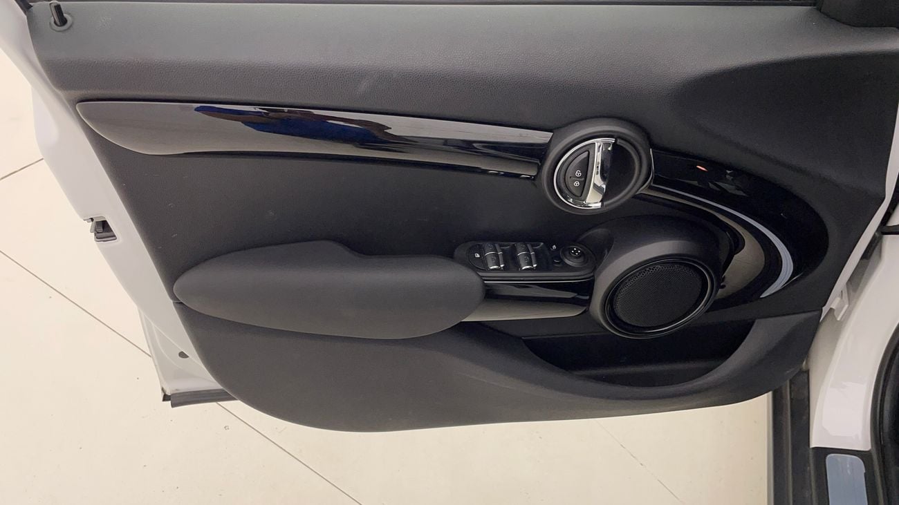 ميني كوبر STD 1.5 | بدون دفعة مقدمة | اختبار القيادة في المنزل