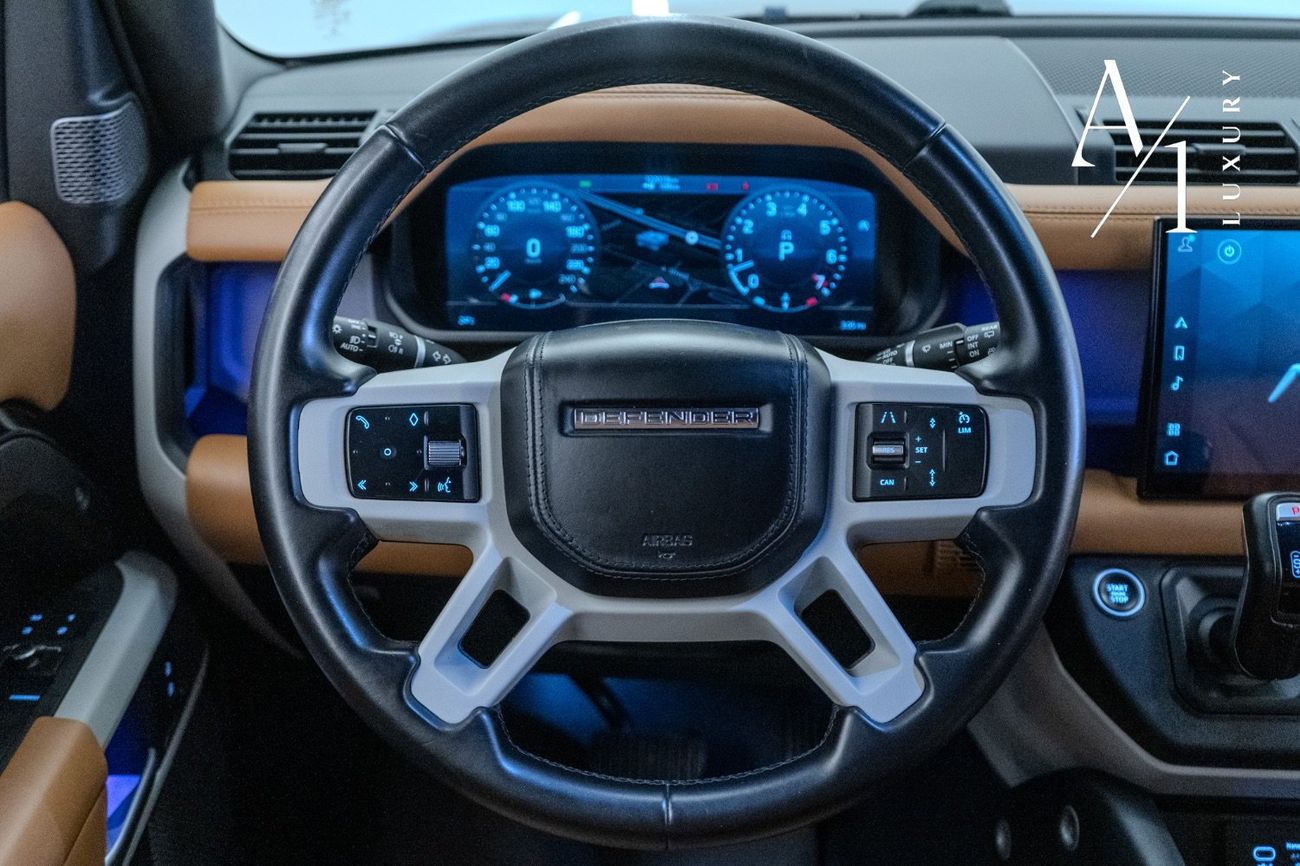 لاند روفر ديفندر 2023 Defender P400 Kahn Edition, Warranty, Excellent Condition, GCC Specs
