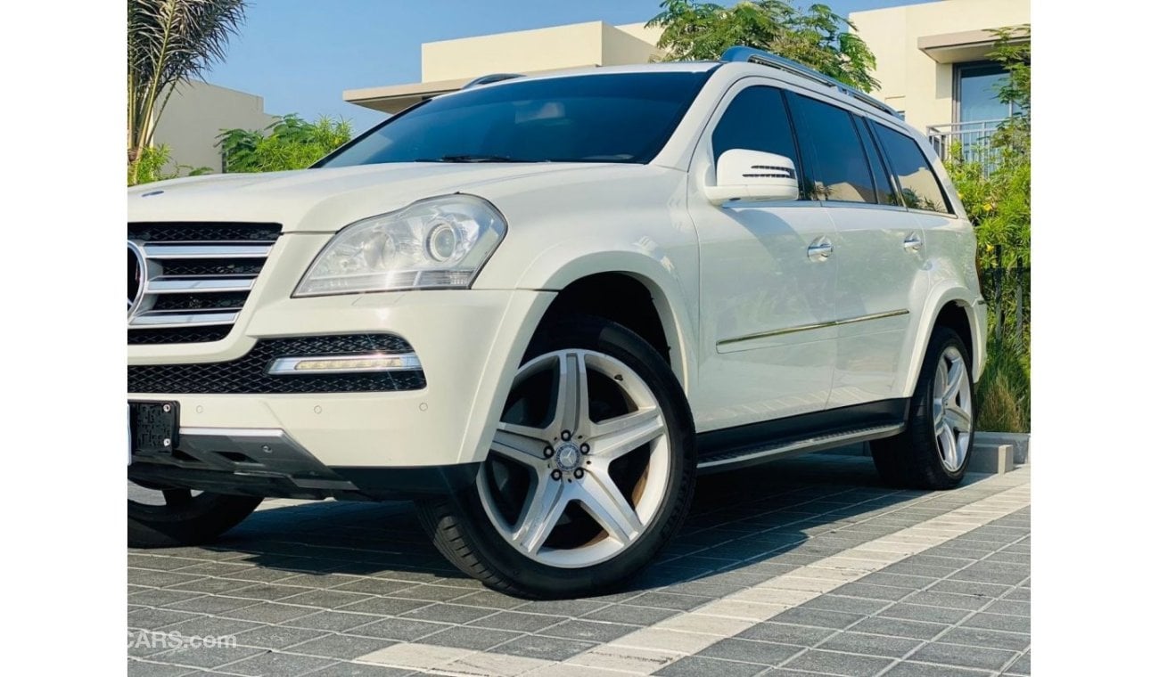 مرسيدس بنز GL 500 Mercedes GL 500 4matic || GCC || 4WD || Very Well Maintained