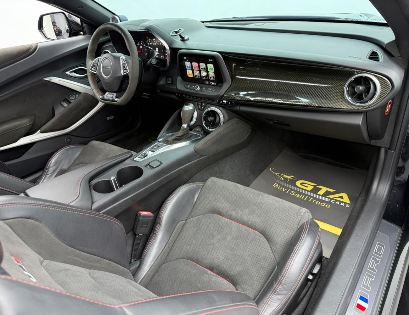 شيفروليه كامارو ZL1 6.2L 2018 Chevrolet Camaro ZL1 ,Service History, Excellent Condition ,GCC