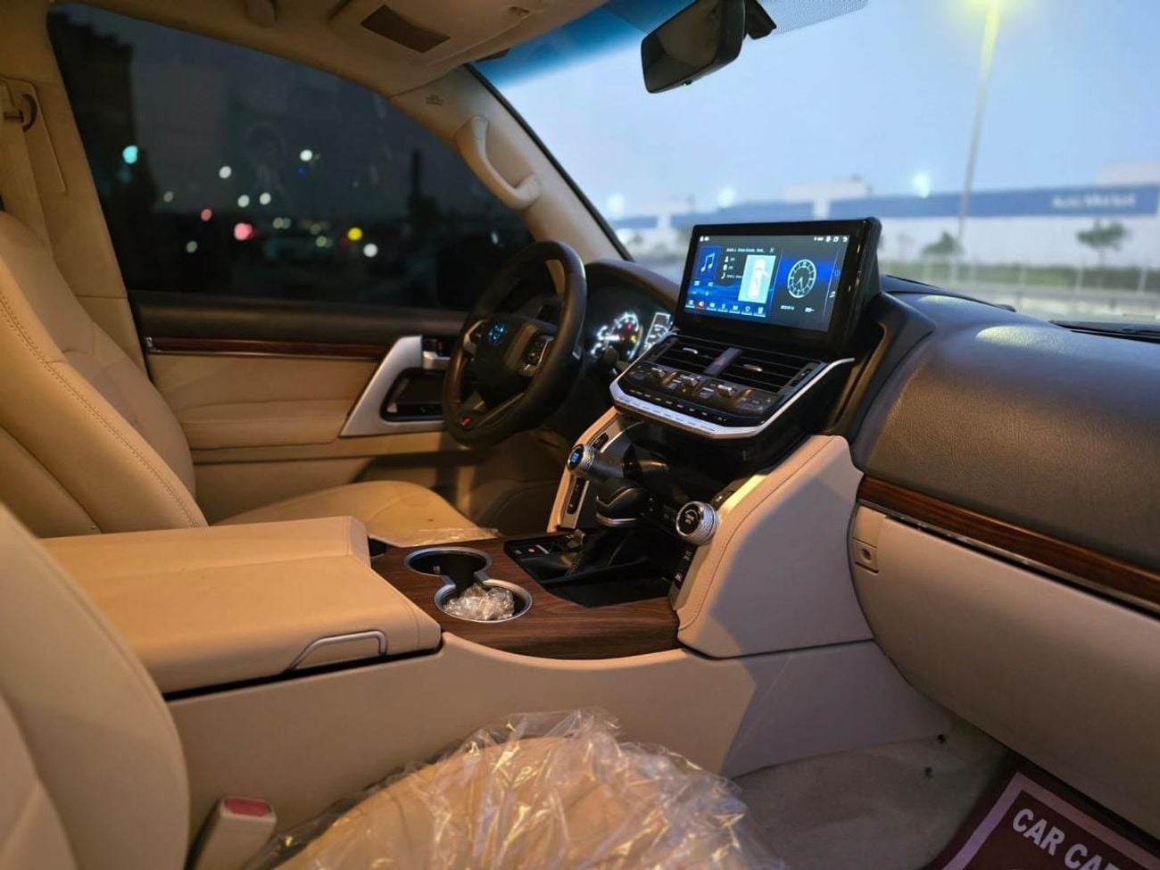 Toyota Land Cruiser GXR 4.6L