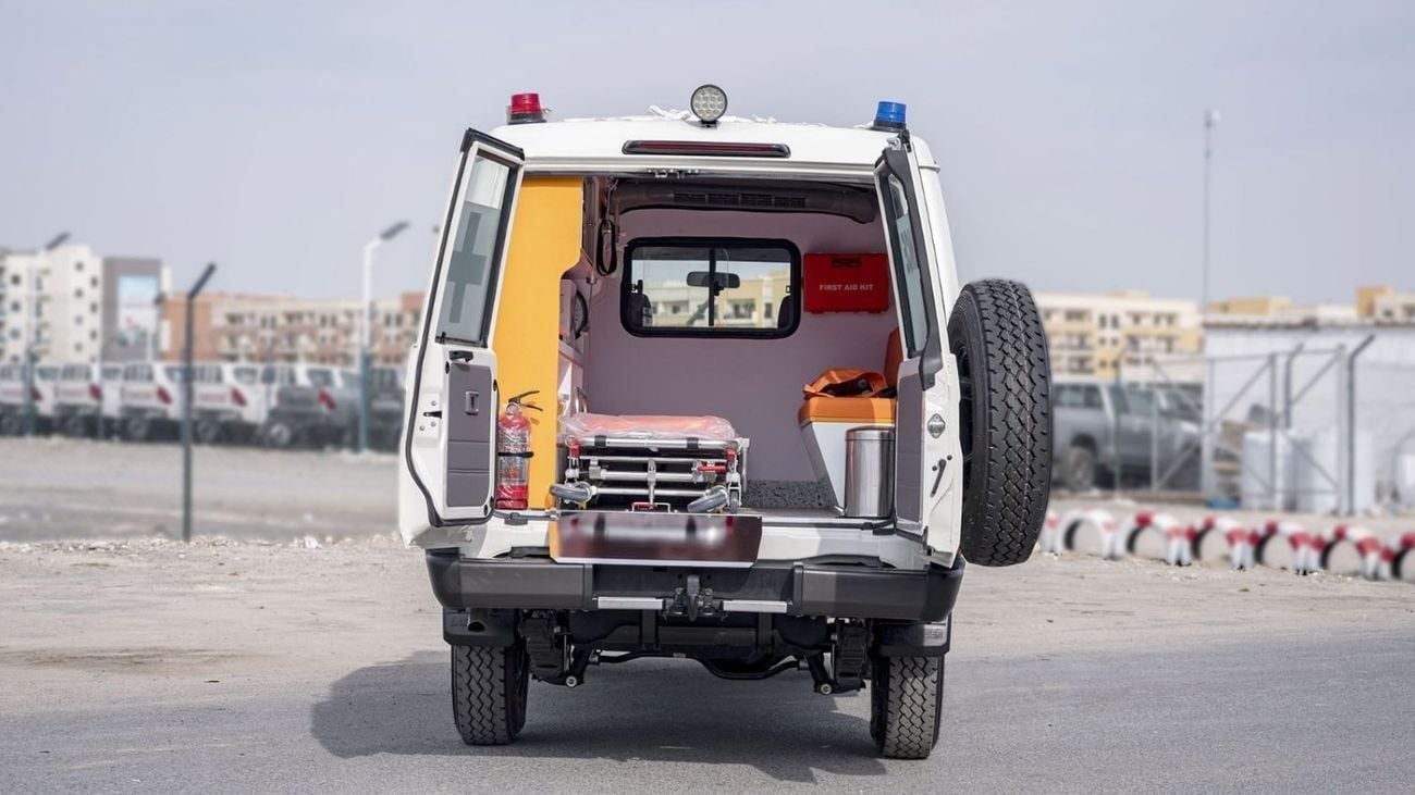 Toyota Land Cruiser DX