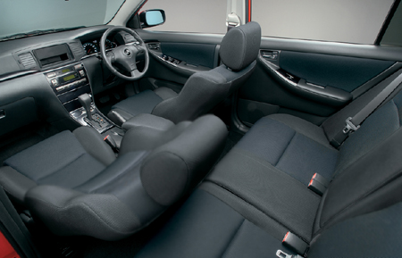 Toyota Runx interior - Seats