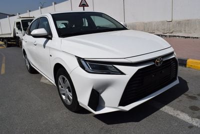 تويوتا يارس 1.5L E