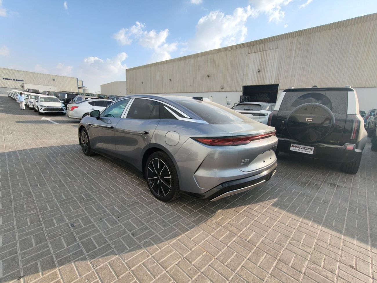 بي واي دي هان BYD هان إل إي في