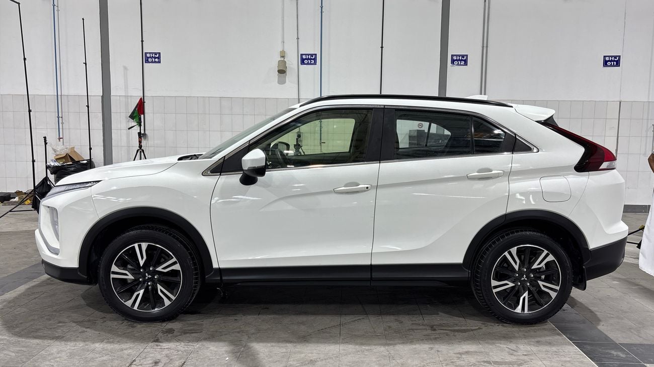 ميتسوبيشي إكلبس كروس GLS MIDLINE 2025 GLS MID | AED 925/Month | 20% DP | 30 Day Return | Warranty | Service History