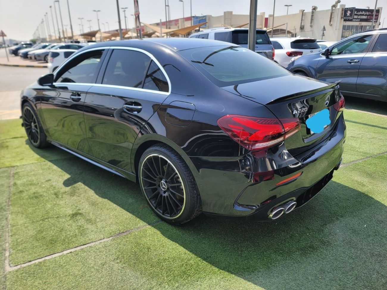 مرسيدس بنز 220 A220