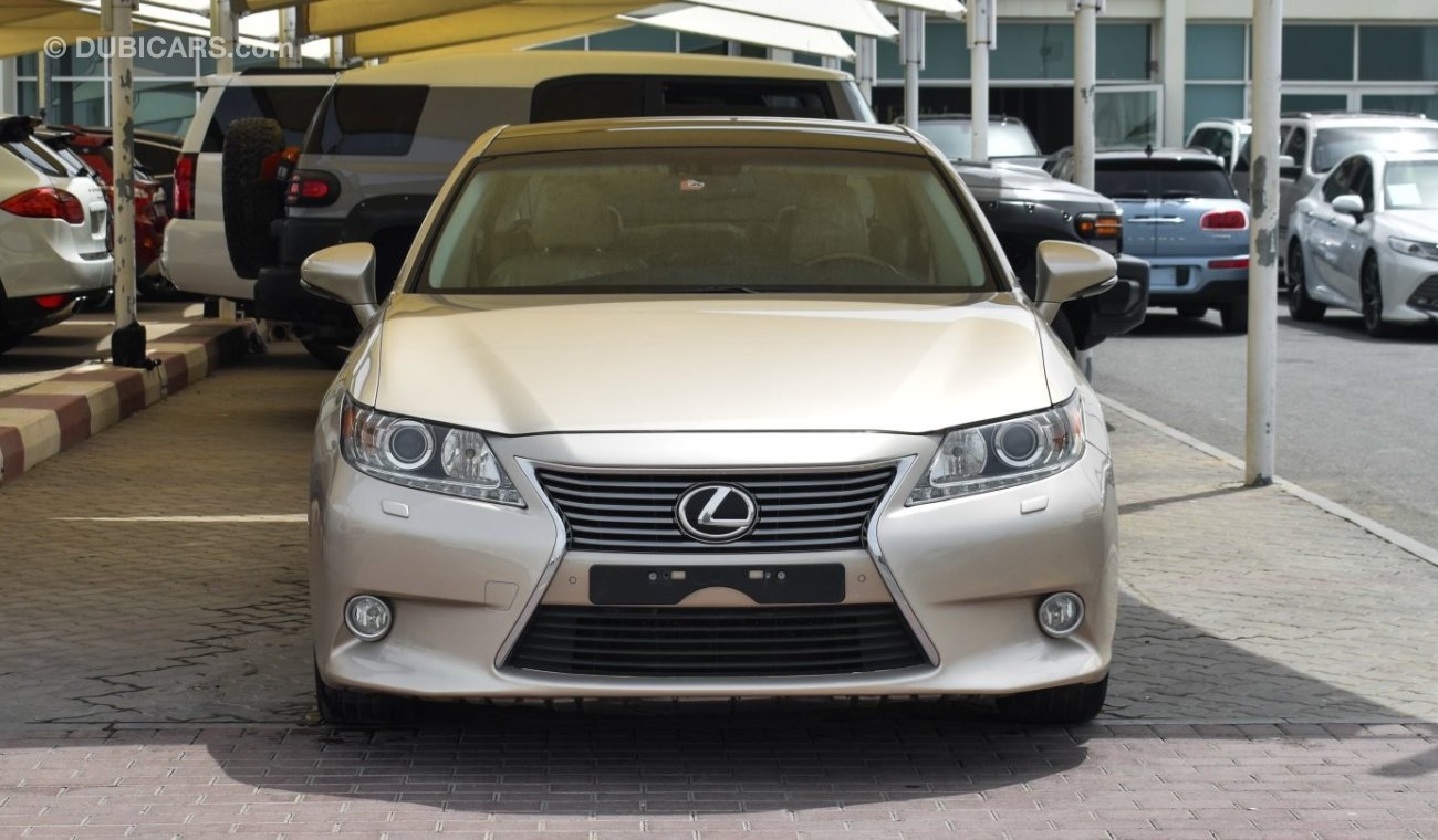 Lexus ES250