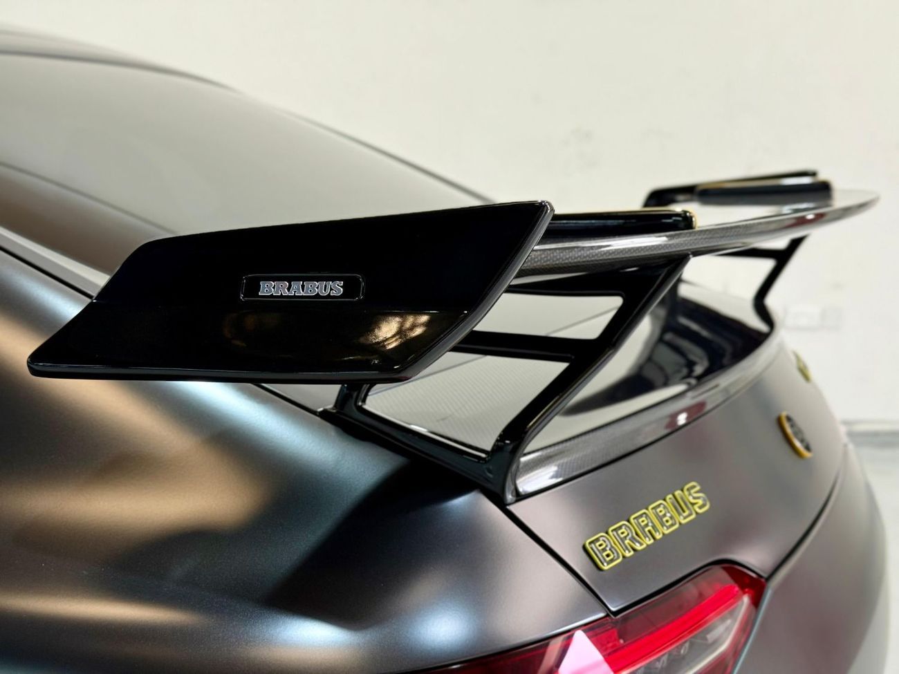 Mercedes-Benz GT 63 S BRABUS 900 ROCKET