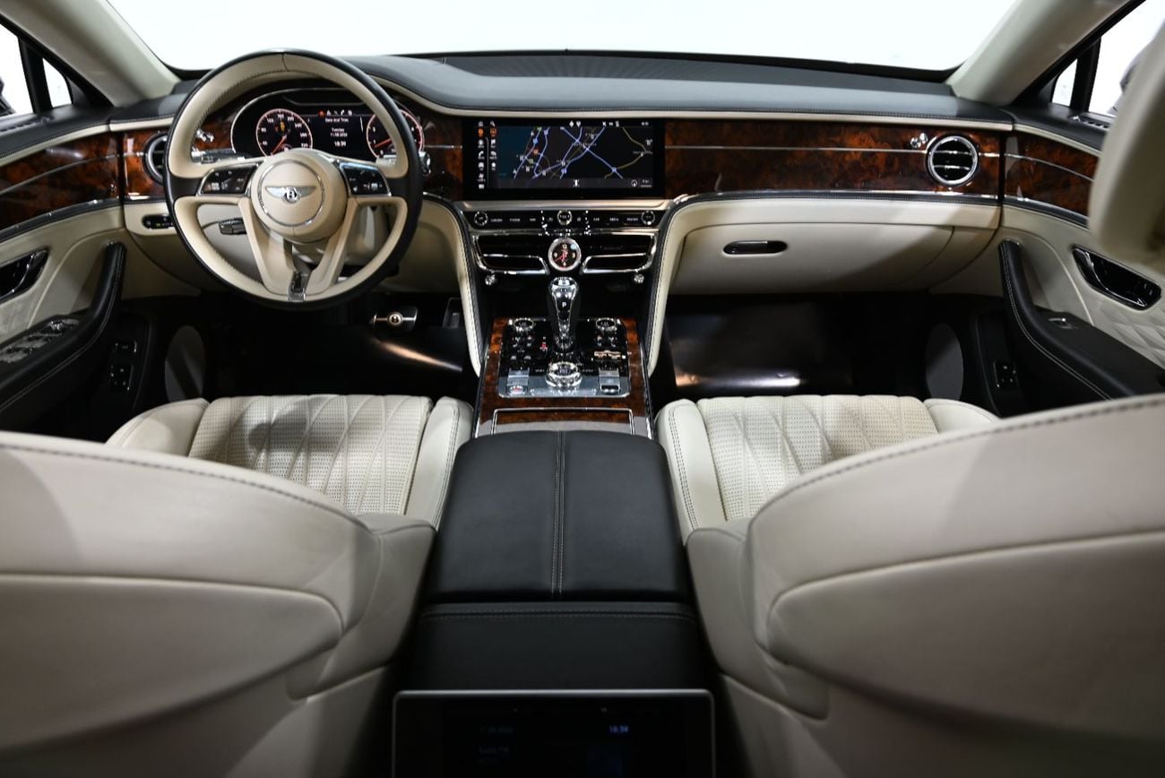 Bentley Flying Spur W12 2020 Bentley Flying Spur, Full Agency Service History, 1 Year Warranty, Excellent Condition, GCC