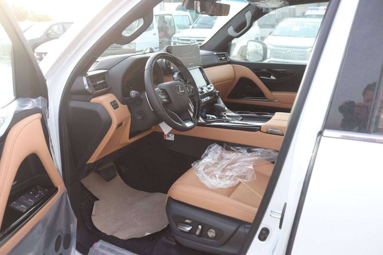 Lexus LX700h SIGNATURE WITH AUTO PARK, 22 WHEELS, SOFT CLOSE, HEADUP DISPLAY, MODEL 2026