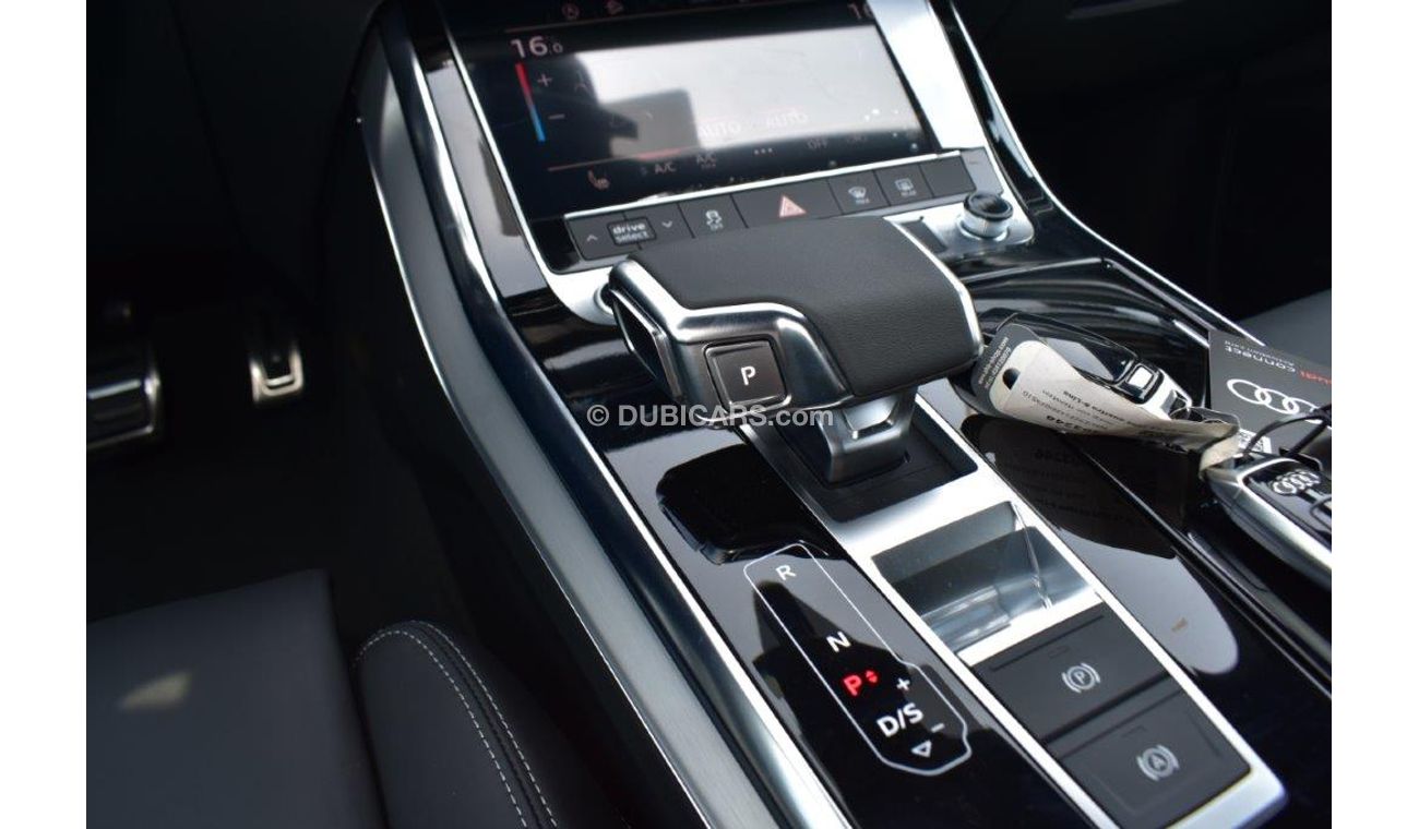 أودي Q8 TFSI QUATTRO S-LINE V6 3.0L AWD 5-SEATER AUTOMATIC EURO6