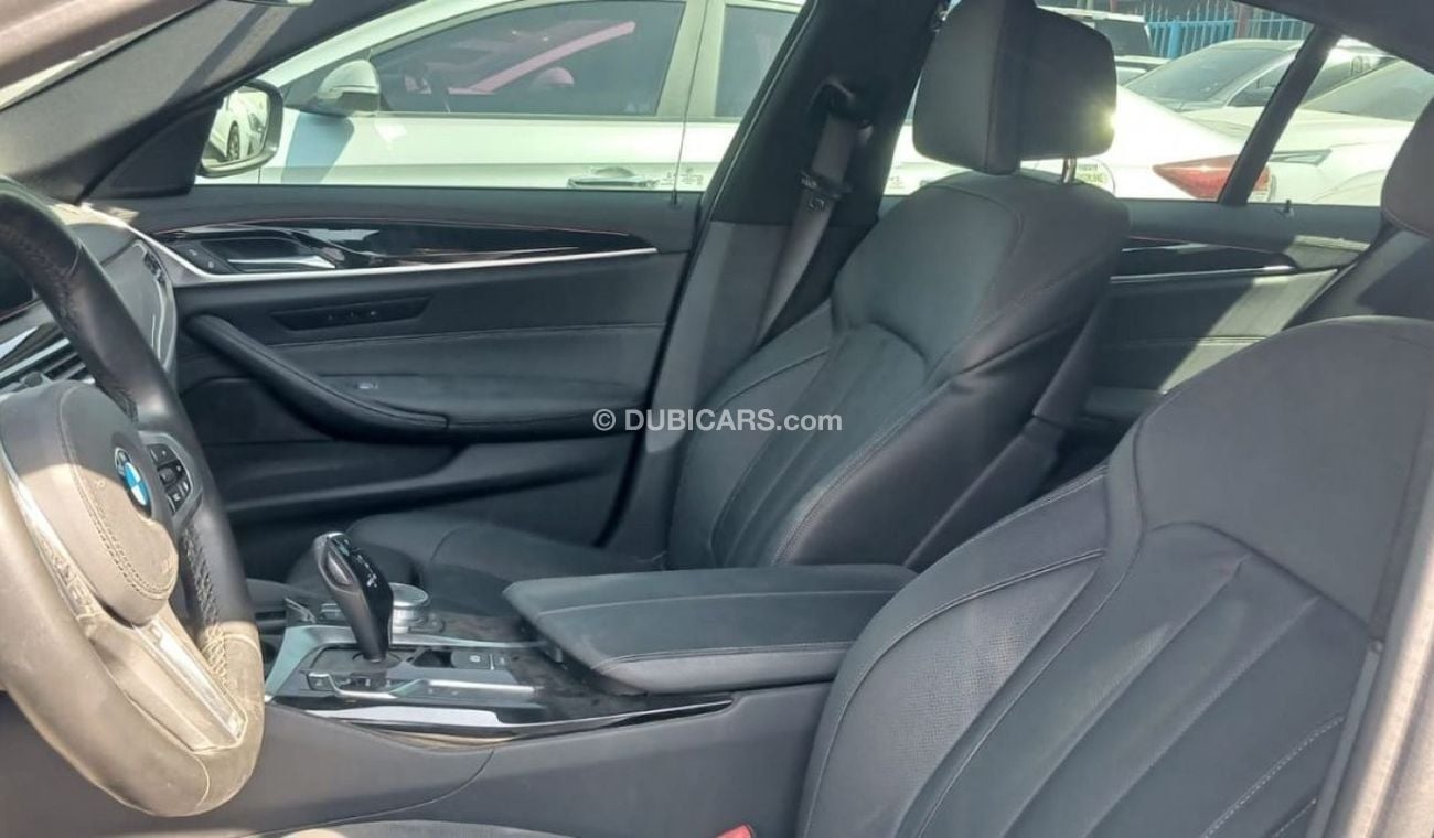 بي أم دبليو 530i بي ام دبليو 530 هايبرد 2020