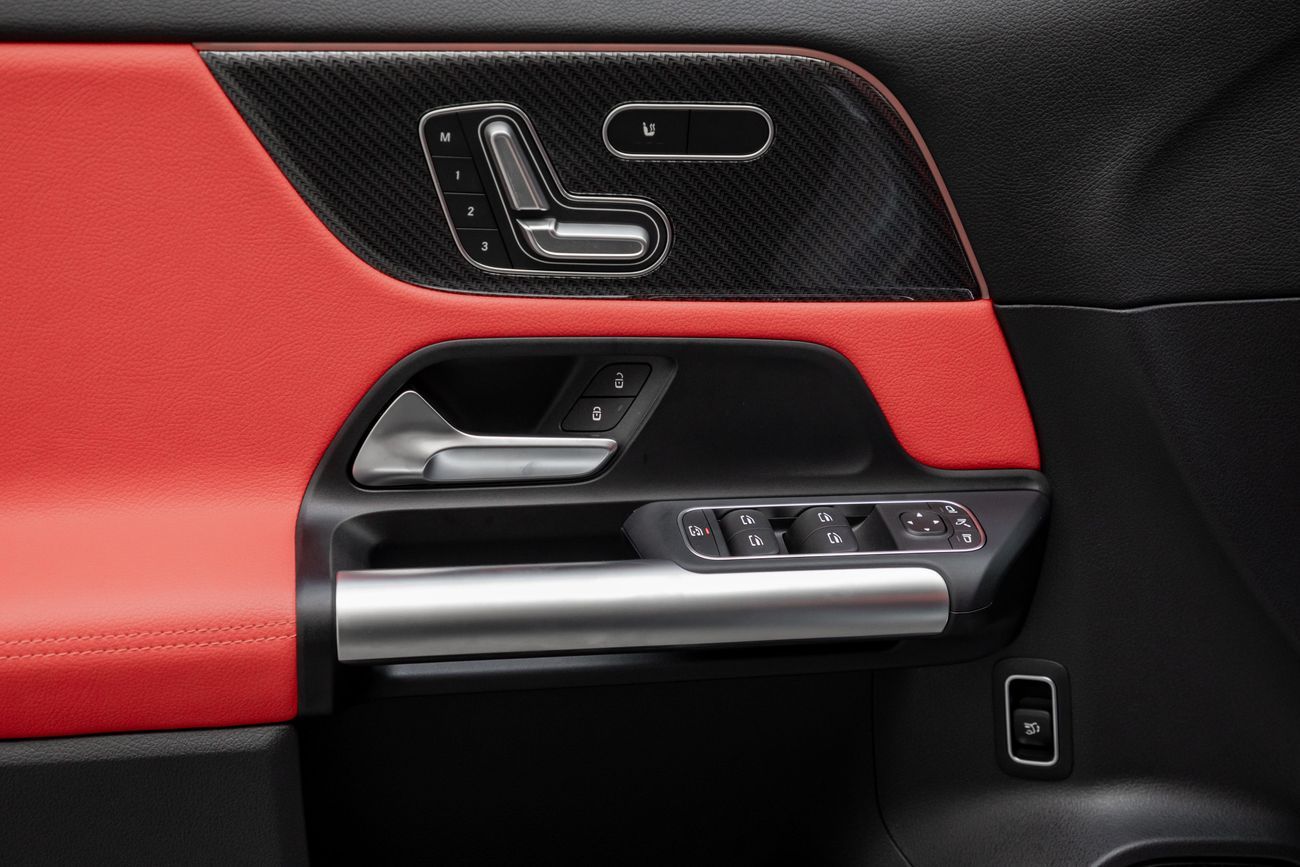 Mercedes-Benz GLA 220 GLA 35 AMG | 4,211 P.M | 0% Downpayment | AGENCY WARRANTY/SERVICE!