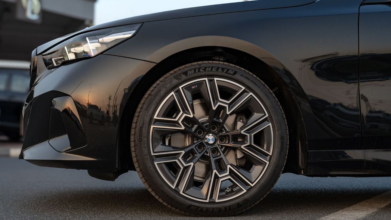 BMW 530Li 2026 | BMW 5 SERIES 530LI PREMIUM EDITION M SPORT PACKAGE [ EXPORT ONLY ]