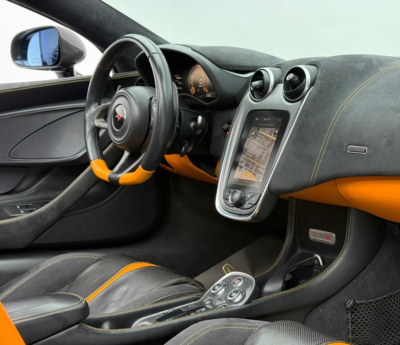 McLaren 570S 2018 McLaren 570S Spider ,Service History ,Excellent Condition ,GCC