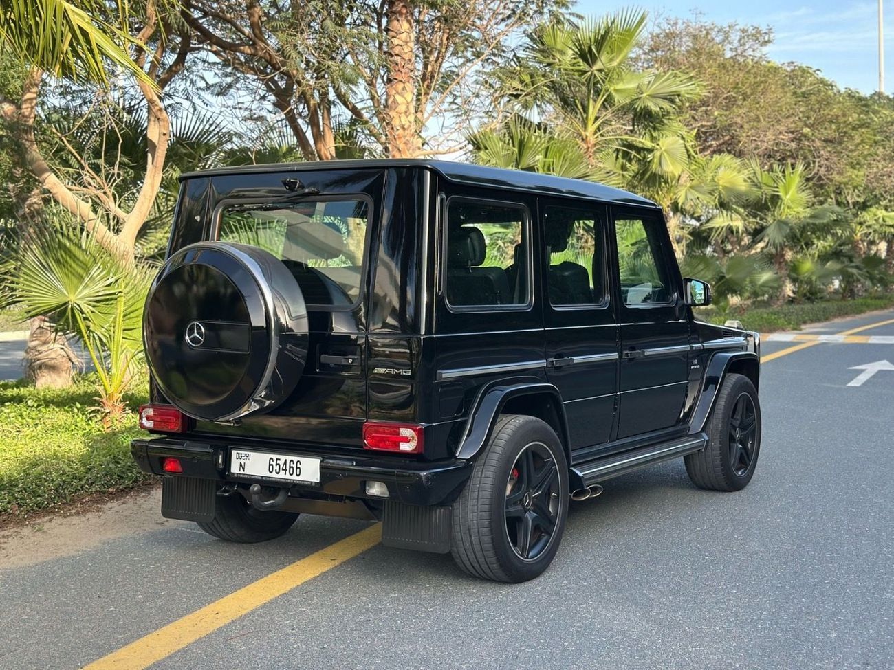 Mercedes-Benz G 63 AMG First Edition 5.5L | Carbon Fiber | 2013 | GCC Specs | First Owner | Full Service History | Perfect