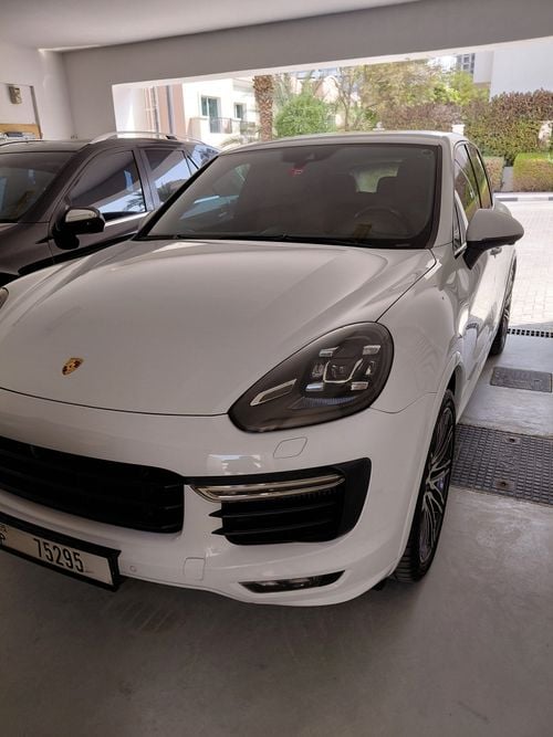 بورش كايان GTS